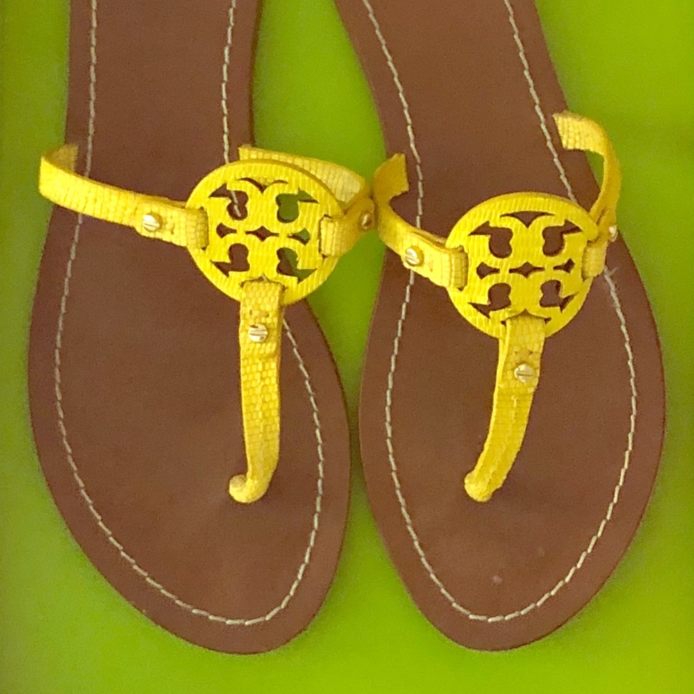 Tory Burch Yellow Reptile Sz 7.5